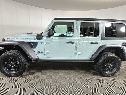 Used 2023 Jeep Wrangler Unlimited Rubicon 4xe AWD/4WD image 7
