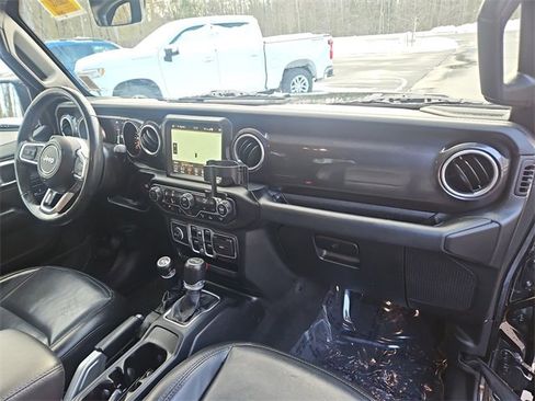 Used 2021 Jeep Wrangler Unlimited Sahara image 28