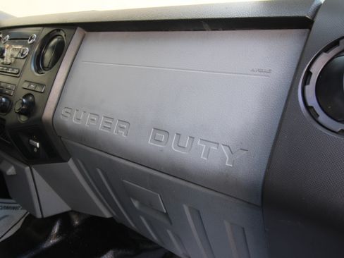 Used 2016 Ford F250 XL w/ Power Equipment Group image 60