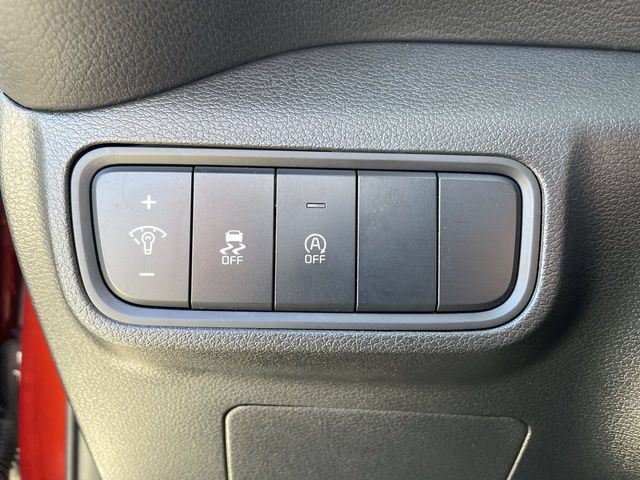 Used 2024 Kia Soul LX w/ Option Group 015 FWD image 32