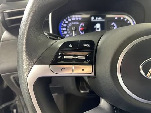 Used 2024 Hyundai Santa Cruz SE image 15