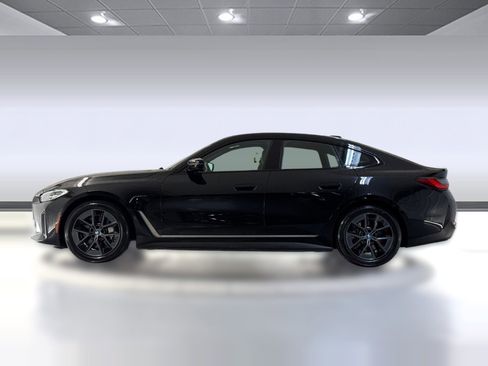 Used 2023 BMW i4 eDrive35 w/ Premium Package RWD image 2