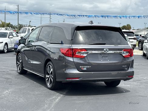 Certified 2018 Honda Odyssey Elite image 9