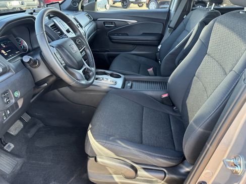 Used 2019 Honda Passport Sport image 5