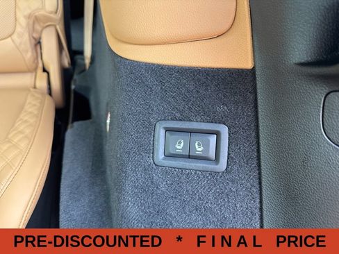 Used 2023 Jeep Grand Cherokee L Summit w/ Advanced Protech Group IV AWD/4WD image 43