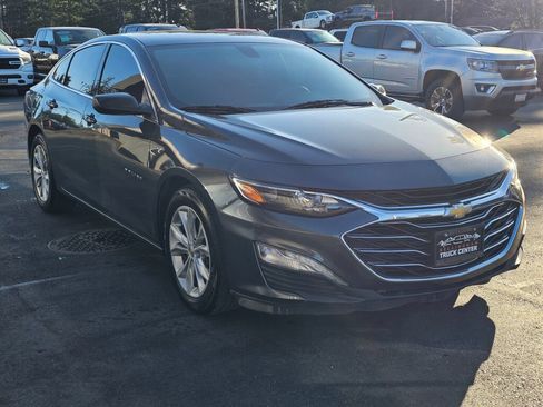 Used 2021 Chevrolet Malibu LT FWD image 7