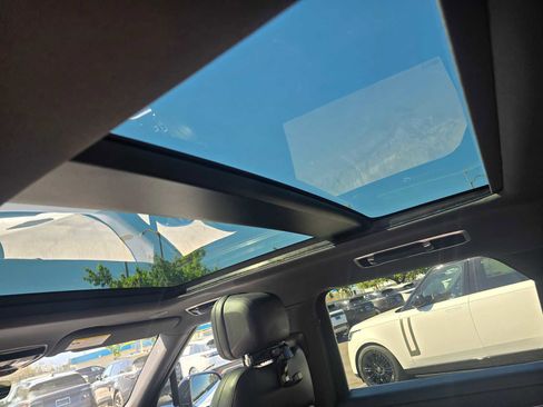 New 2026 Land Rover Range Rover Sport SE image 21