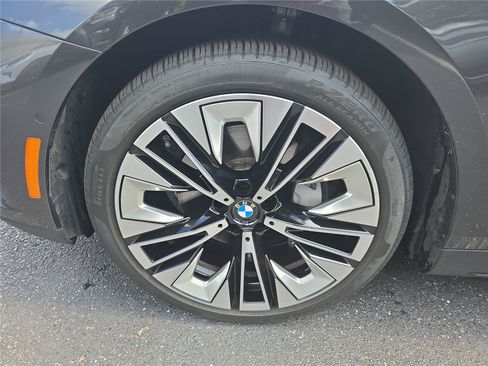 Used 2026 BMW 540i xDrive AWD/4WD image 8
