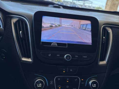 Used 2025 Chevrolet Malibu LT FWD image 27