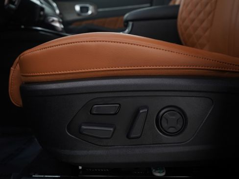 Used 2023 Kia Sorento SX Prestige image 28