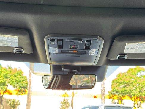 New 2026 Toyota Tundra Limited AWD/4WD image 25