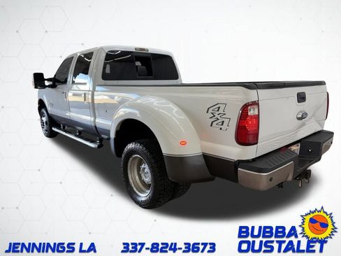 Used 2016 Ford F350 Lariat w/ Lariat Ultimate Package image 4