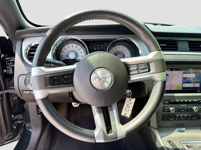 Used 2011 Ford Mustang GT Premium w/ Electronics Pkg RWD image 12