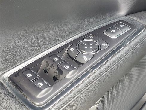 Used 2017 Lincoln Continental Reserve w/ Climate Package image 12