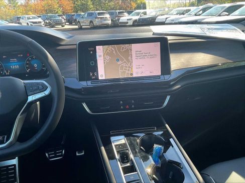 New 2026 Volkswagen Atlas SEL Premium R-Line image 13