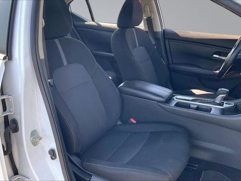 Used 2023 Nissan Sentra SV FWD image 9