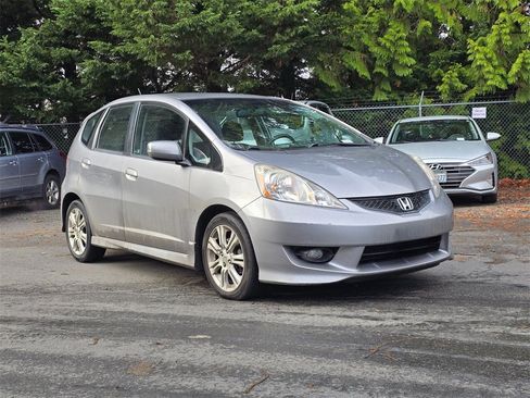 Used 2009 Honda Fit Sport image 1