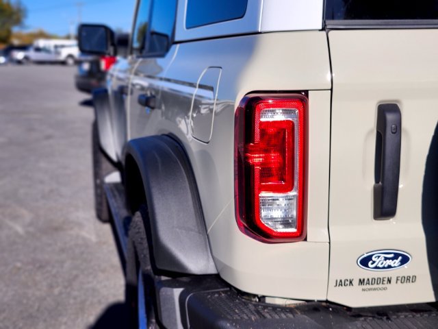 New 2026 Ford Bronco Heritage Edition AWD/4WD image 9