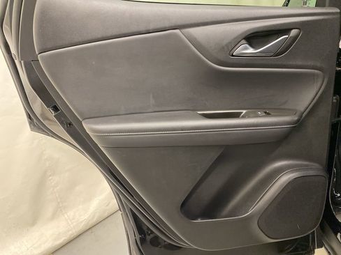 Used 2025 Chevrolet Blazer LT image 12