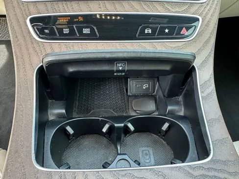 Used 2022 Mercedes-Benz E 350 Sedan image 23