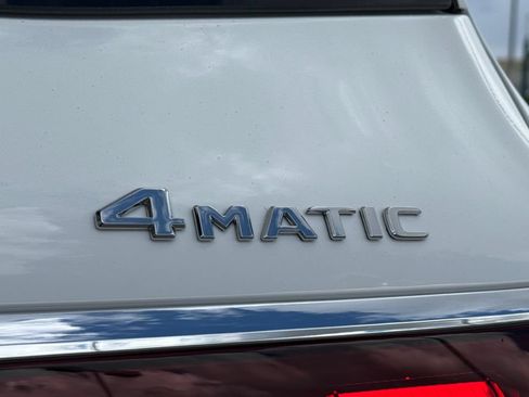Used 2025 Mercedes-Benz GLS 450 4MATIC image 10