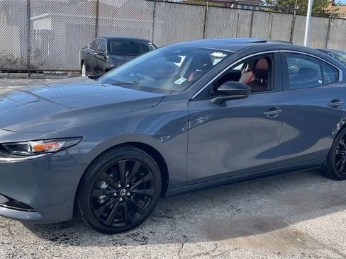 Used 2025 MAZDA MAZDA3 s image 26