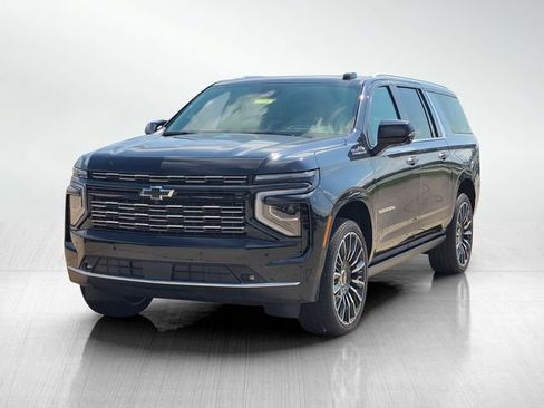 New 2025 Chevrolet Suburban High Country image 9