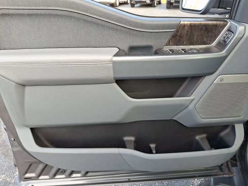 Used 2023 Ford F150 Lariat w/ Equipment Group 502A High image 12