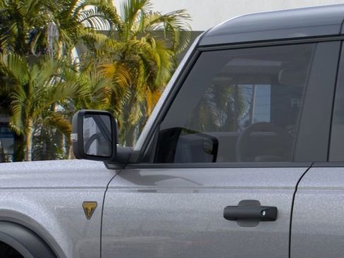 New 2025 Ford Bronco Badlands image 23