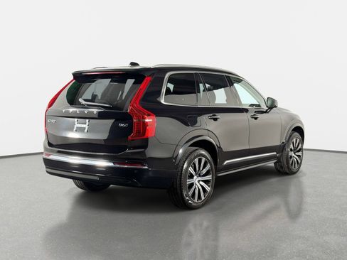 Used 2025 Volvo XC90 B6 Plus AWD/4WD image 3