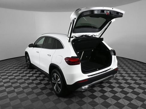 Certified 2026 Mercedes-Benz GLA 250 image 31