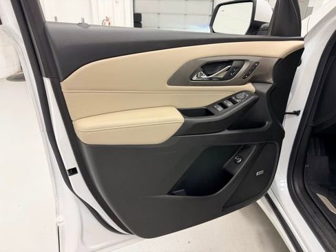 Certified 2023 Chevrolet Traverse Premier image 23