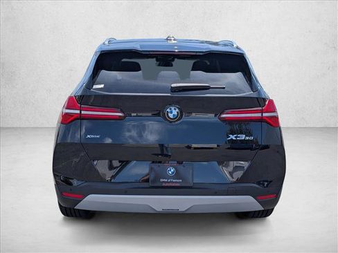 New 2026 BMW X3 xDrive30i w/ Premium Package AWD/4WD image 7