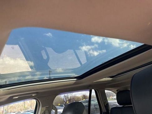 Used 2013 Lincoln MKX FWD image 27