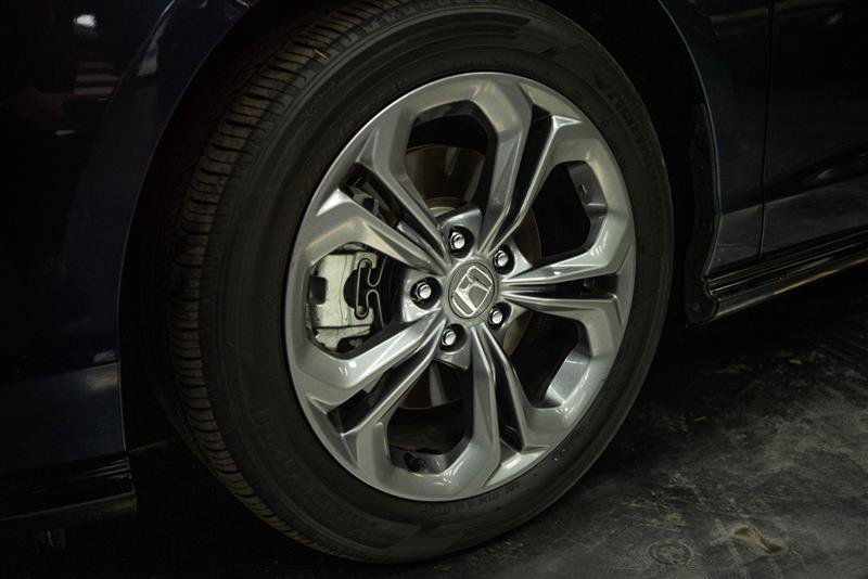 Used 2025 Honda Accord EX-L image 3