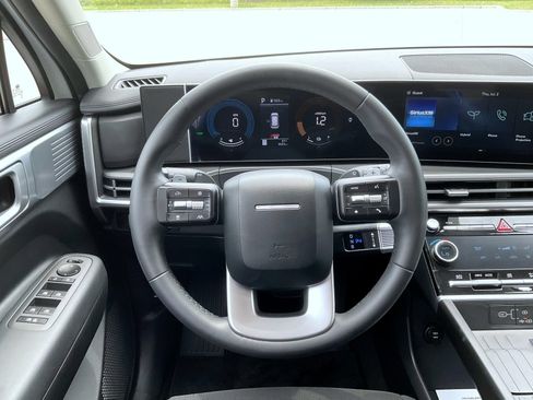 Certified 2026 Hyundai Santa Fe SE AWD/4WD image 11