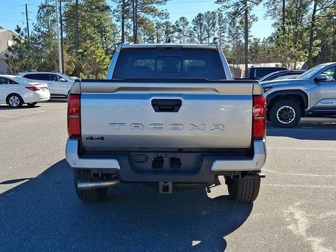 New 2026 Toyota Tacoma TRD Sport w/ TRD Sport Upgrade Package image 5