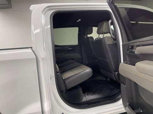Used 2025 Chevrolet Silverado 1500 ZR2 w/ Technology Package AWD/4WD image 14