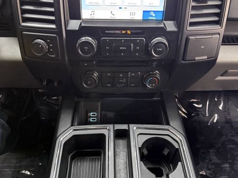 Used 2017 Ford F150 XL w/ Equipment Group 101A Mid AWD/4WD image 28