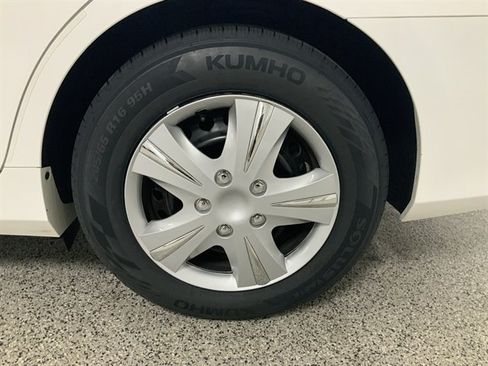 Used 2016 Toyota Camry LE w/ Protection Package (Q2) FWD image 10