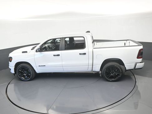Used 2024 RAM 1500 Big Horn RWD image 44