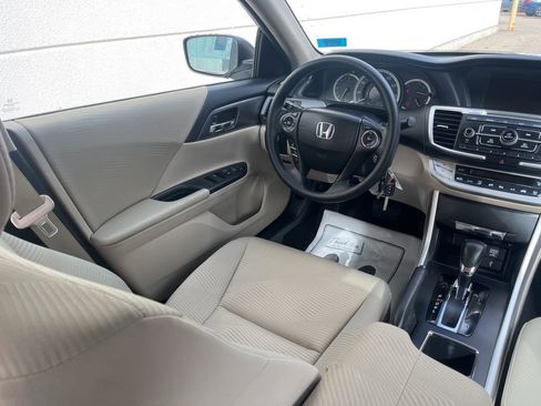 Used 2015 Honda Accord LX image 15