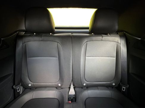 Used 2014 Volkswagen Beetle R-Line FWD image 23