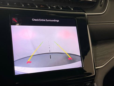 Used 2021 Jeep Grand Cherokee L Limited image 13