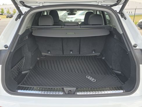 New 2025 Audi Q5 Premium Plus image 16