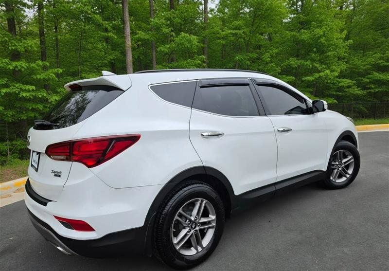 Used 2018 Hyundai Santa Fe Sport w/ 2.4L Tech Package 04 AWD/4WD image 4