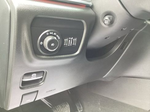 Used 2021 Jeep Grand Cherokee L Overland w/ Luxury Tech Group IV image 34