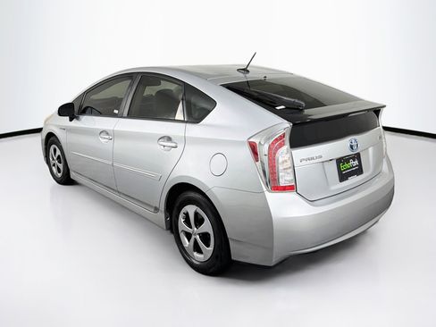 Used 2015 Toyota Prius Four FWD image 5