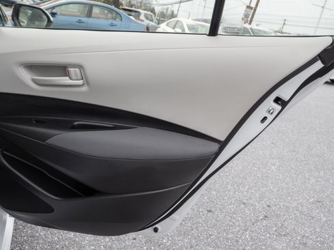 Used 2024 Toyota Corolla LE image 28