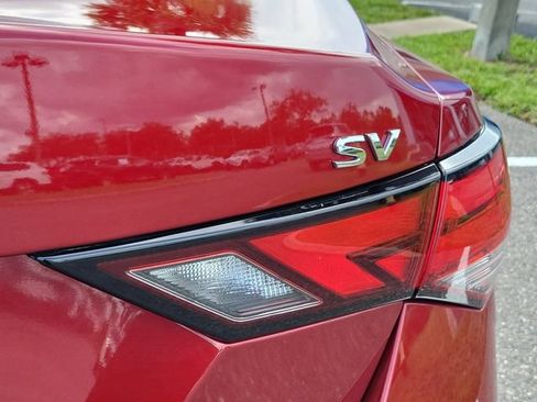 Used 2024 Nissan Sentra SV FWD image 9